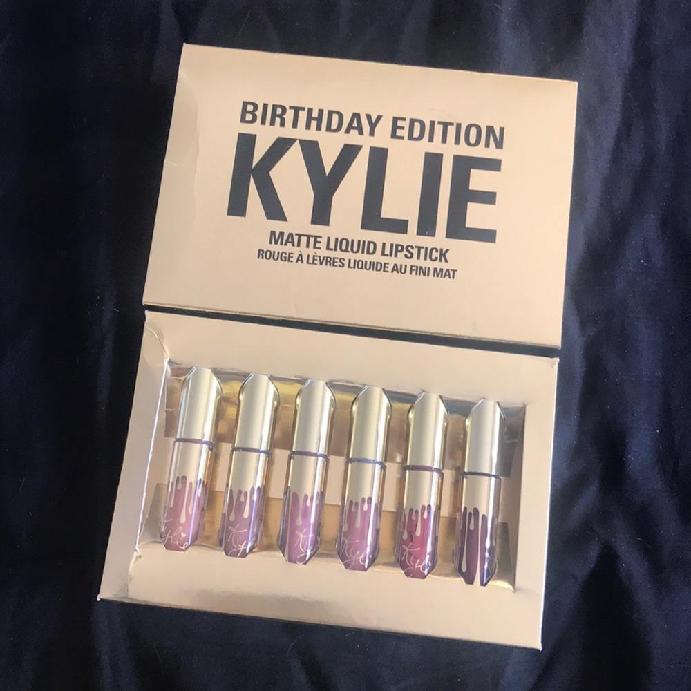 LIMITED EDITION Kylie Birthday Edition Minis